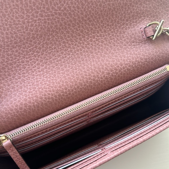 Gucci Pink Leather Interlocking G Wallet on Chain - Picture 4 of 6